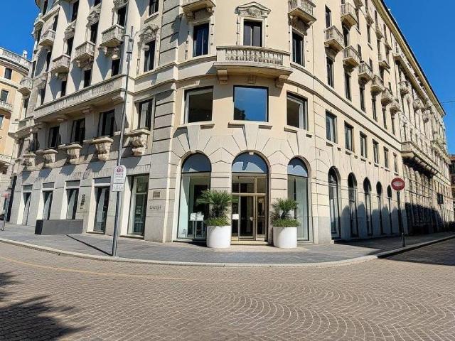 Locale Commerciale in affitto a Centro storico, Milano
