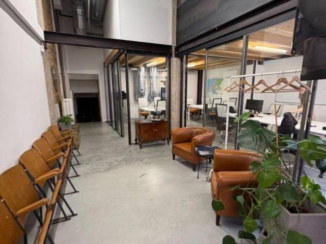 Locale Commerciale in affitto a Ticinese, Milano