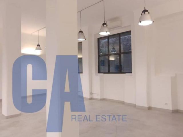 Locale Commerciale in affitto a Municipio 6, Milano