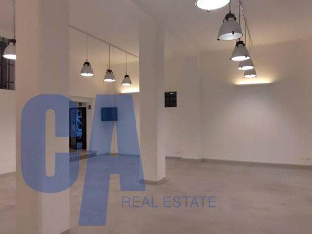 Locale Commerciale in affitto a Municipio 6, Milano
