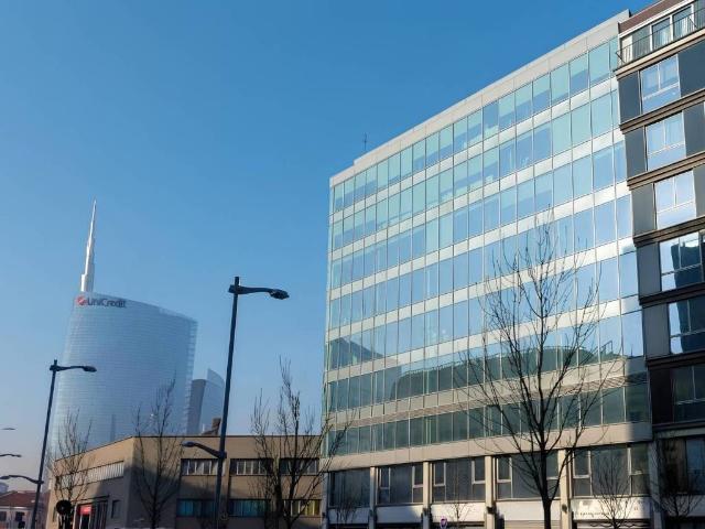 Locale Commerciale in affitto a Municipio 9, Milano