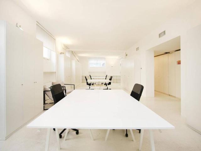 Locale Commerciale in affitto a Magenta - San Vittore, Milano