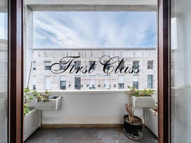 Locale Commerciale in affitto a Centro storico, Milano