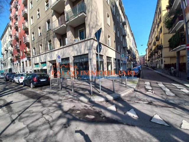 Locale Commerciale in affitto a Municipio 1, Milano