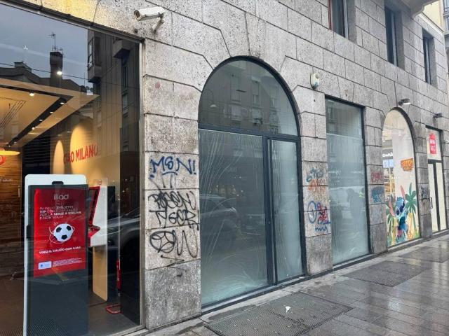Locale Commerciale in affitto a Municipio 1, Milano