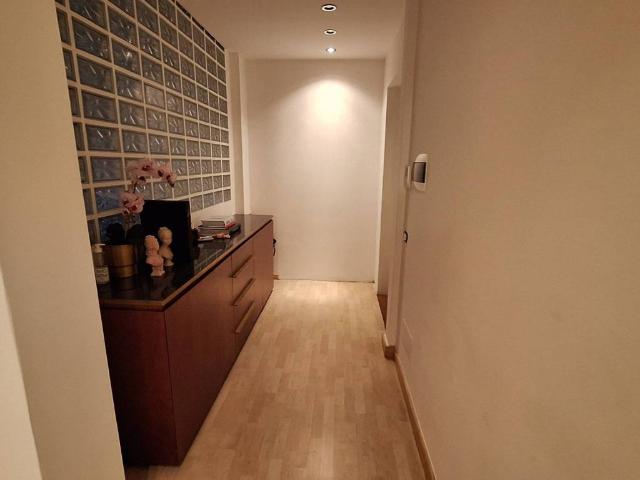 Locale Commerciale in affitto a Magenta - San Vittore, Milano