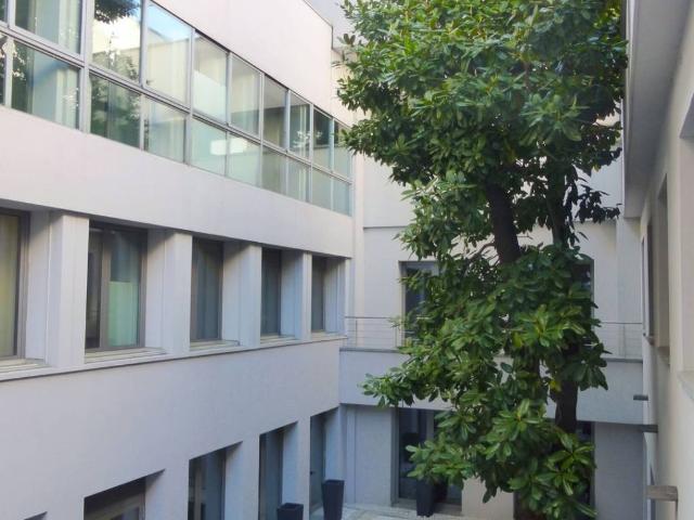 Locale Commerciale in affitto a Municipio 4, Milano