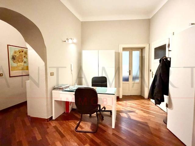 Locale Commerciale in affitto a Guastalla, Milano