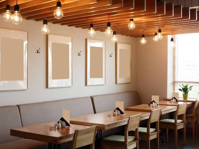 Locale Commerciale in affitto a Municipio 6, Milano