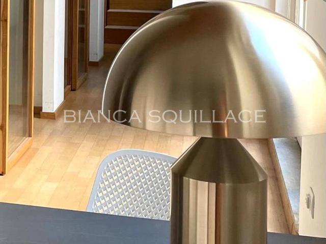 Locale Commerciale in affitto a Duomo, Milano