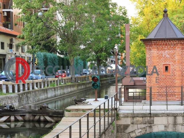 Locale Commerciale in affitto a Ticinese, Milano