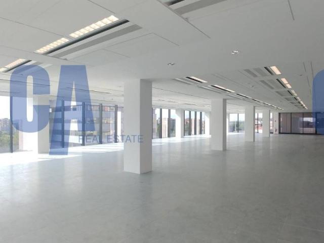Locale Commerciale in affitto a Municipio 9, Milano