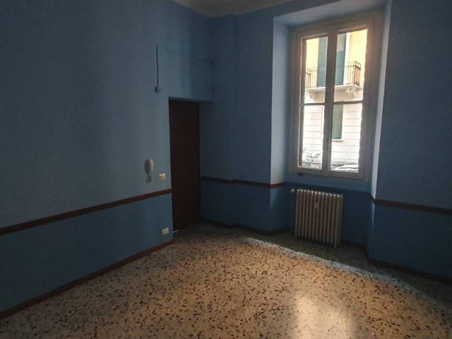 Locale Commerciale in affitto a Municipio 4, Milano