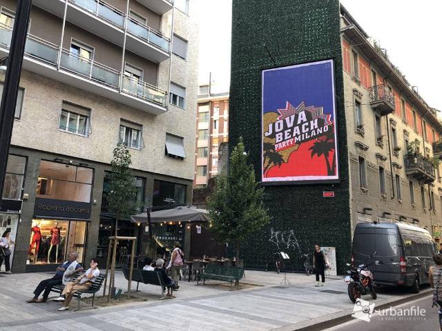 Locale Commerciale in affitto a Brera, Milano