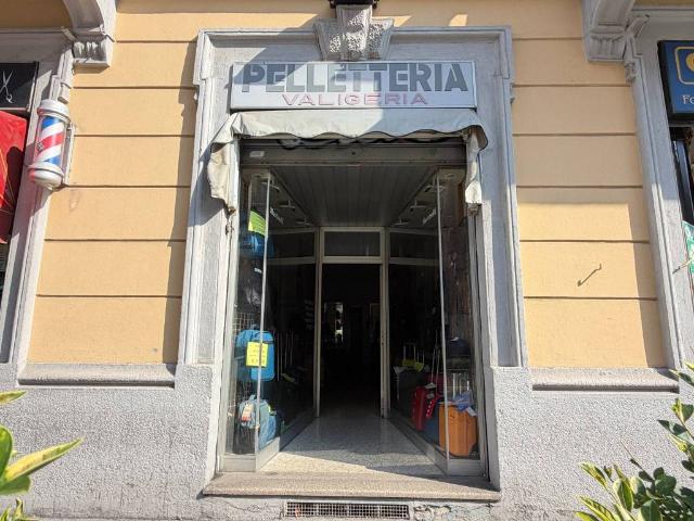 Locale Commerciale in affitto a Municipio 2, Milano