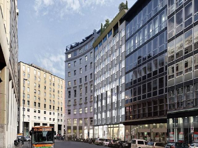 Locale Commerciale in affitto a Duomo, Milano