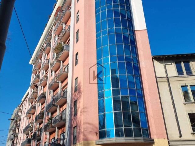 Locale Commerciale in affitto a Milano