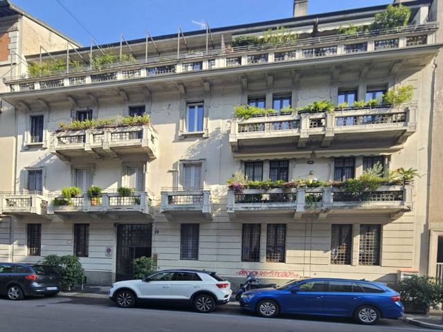 Locale Commerciale in affitto a Buenos Aires - Venezia, Milano