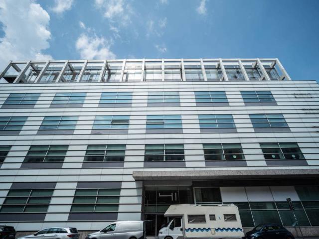 Locale Commerciale in affitto a Municipio 9, Milano