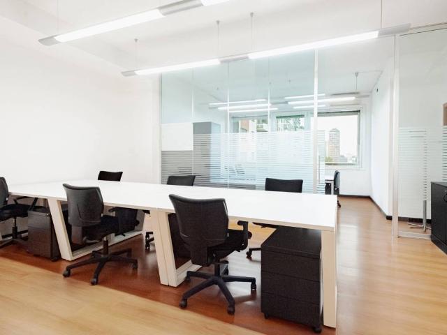 Locale Commerciale in affitto a Municipio 2, Milano