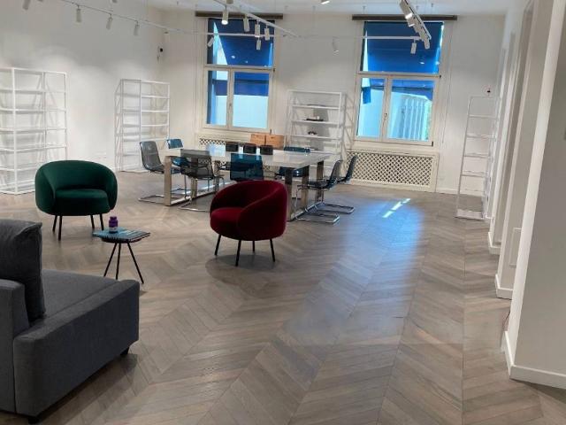 Locale Commerciale in affitto a Municipio 1, Milano