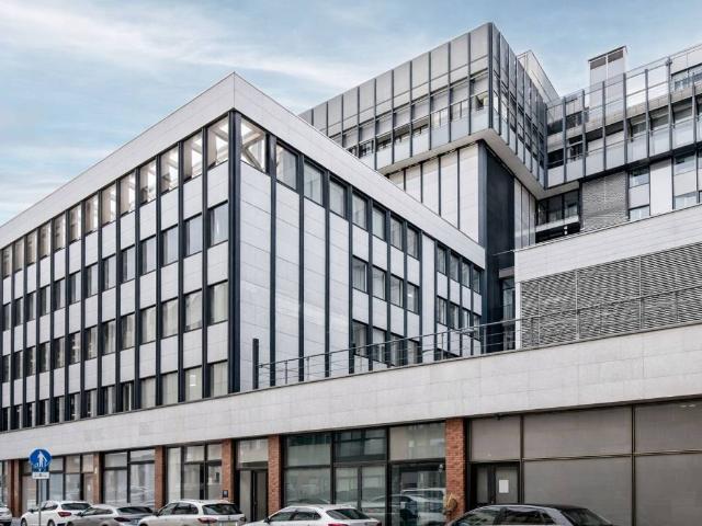 Locale Commerciale in affitto a Municipio 2, Milano