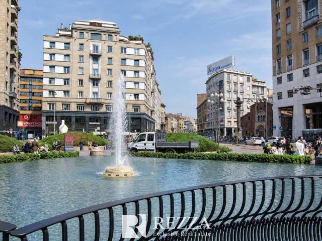 Locale Commerciale in affitto a Municipio 1, Milano