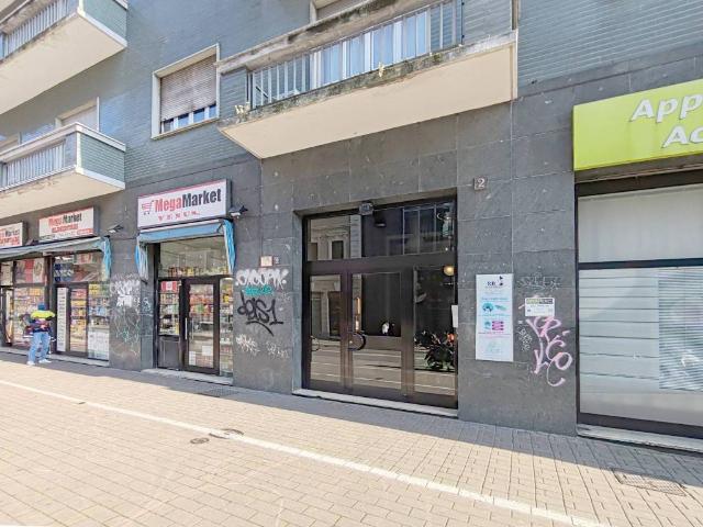 Locale Commerciale in affitto a Municipio 2, Milano