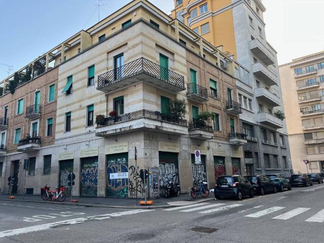 Locale Commerciale in affitto a Municipio 2, Milano