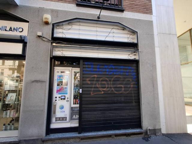 Locale Commerciale in affitto a Municipio 4, Milano