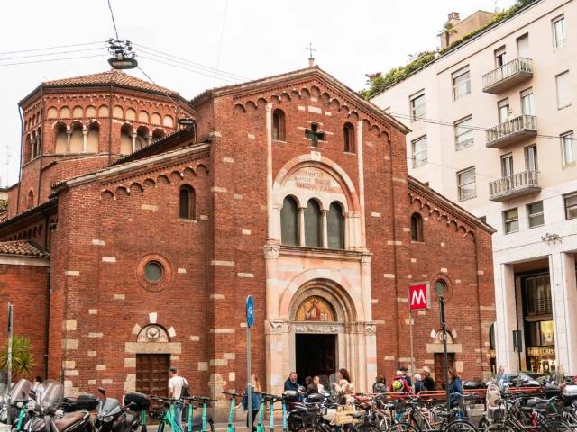 Locale Commerciale in affitto a Duomo, Milano