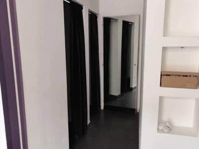 Locale Commerciale in affitto a Scauri, Minturno