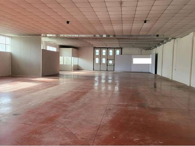 Locale Commerciale in affitto a Cà Bianchini, Misano Adriatico