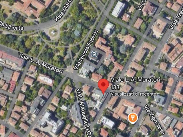 Locale Commerciale in affitto a Centro Storico, Modena