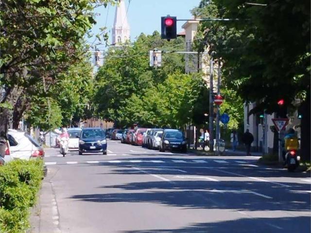 Locale Commerciale in affitto a Buon Pastore, Modena