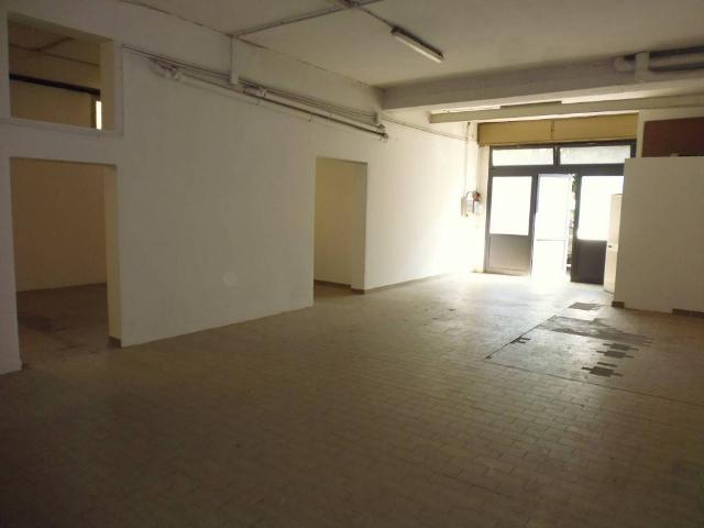 Locale Commerciale in affitto a San Faustino, Modena