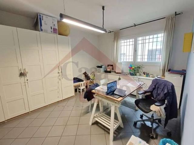 Locale Commerciale in affitto a Buon Pastore-Sant'Agnese-San Damaso, Modena