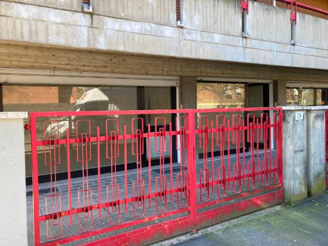 Locale Commerciale in affitto a San Faustino-Madonnina-Quattroville, Modena