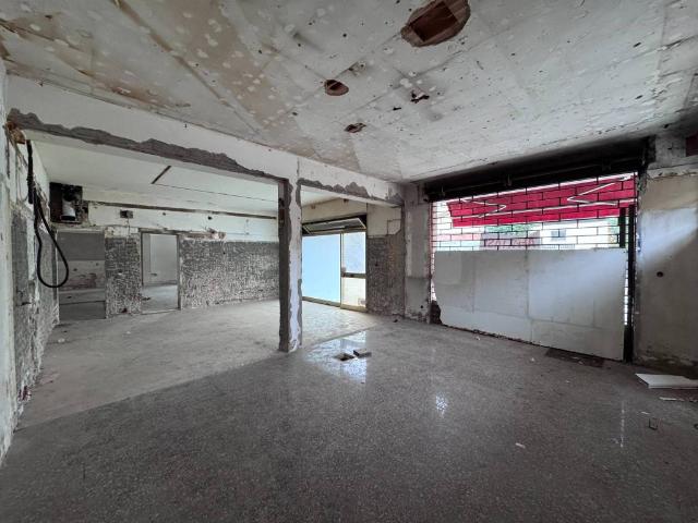 Locale Commerciale in affitto a Modena, Reggio Emilia