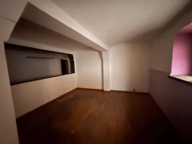 Locale Commerciale in affitto a Centro Storico, Modena