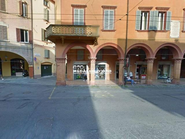 Locale Commerciale in affitto a Modena, Quartiere Baggiovara