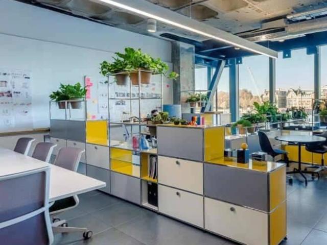 Locale Commerciale in affitto a Modena, Reggio Emilia