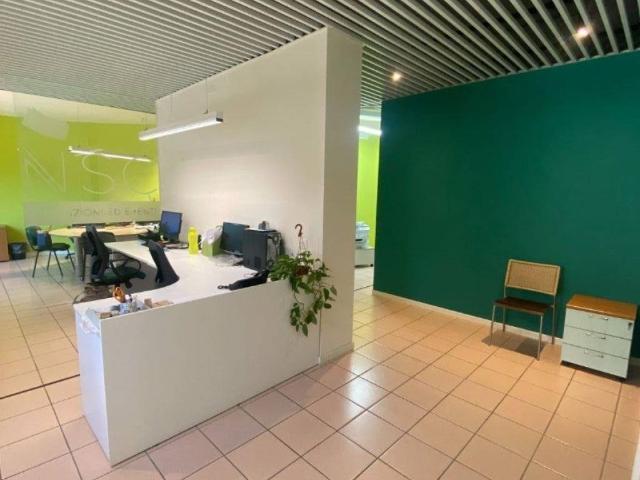 Locale Commerciale in affitto a San Faustino, Modena