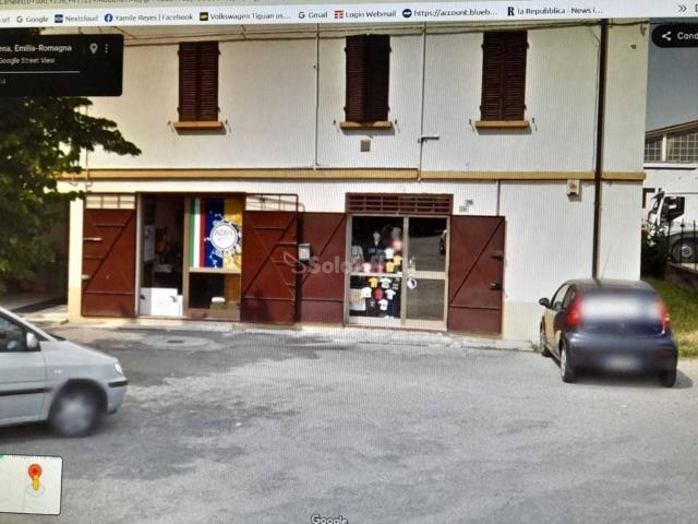 Locale Commerciale in affitto a Crocetta-San Lazzaro-Modena Est, Modena