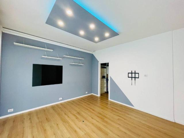 Locale Commerciale in affitto a Punta, Modena