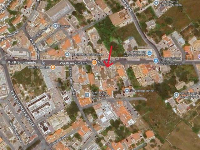Locale Commerciale in affitto a Modica, Caitina
