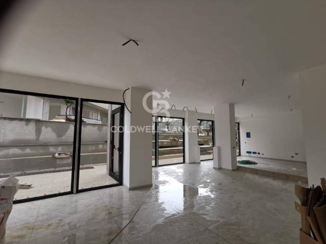 Locale Commerciale in affitto a Modica, Caitina