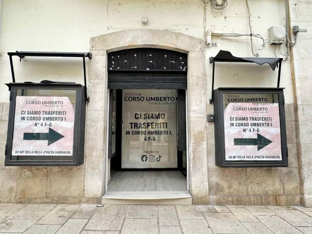 Locale Commerciale in affitto a Villaggio Belgiovine, Puglia