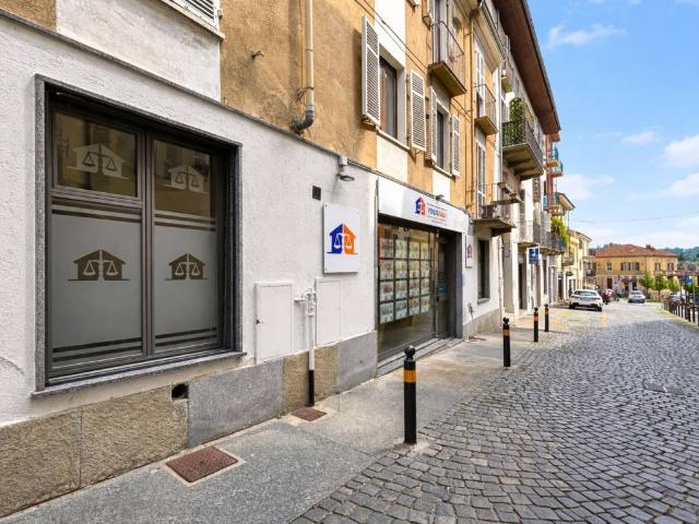 Locale Commerciale in affitto a Piemonte, Torino