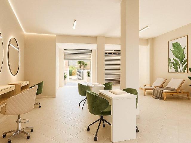 Locale Commerciale in affitto a Puglia, Bari